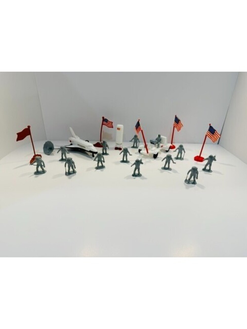 Vintage Plastic Space Playset Lot Astronauts NASA Space Shuttle Lunar Rover Flag